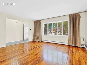 175-32 Devonshire Rd in Queens, NY - Building Photo - Building Photo