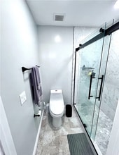8505 Gulana Ave in Los Angeles, CA - Building Photo - Building Photo