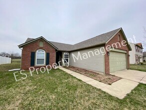 7822 Crooked Meadows Dr in Indianapolis, IN - Building Photo - Building Photo
