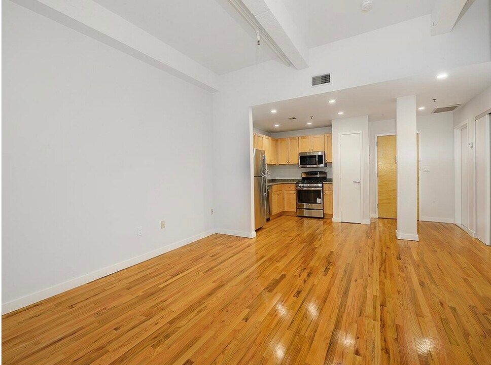 1034 Clinton St in Hoboken, NJ - Building Photo