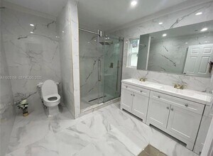 10324 NW 3 St in Plantation, FL - Building Photo - Building Photo