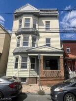 78 Napoleon St in Newark, NJ - Building Photo