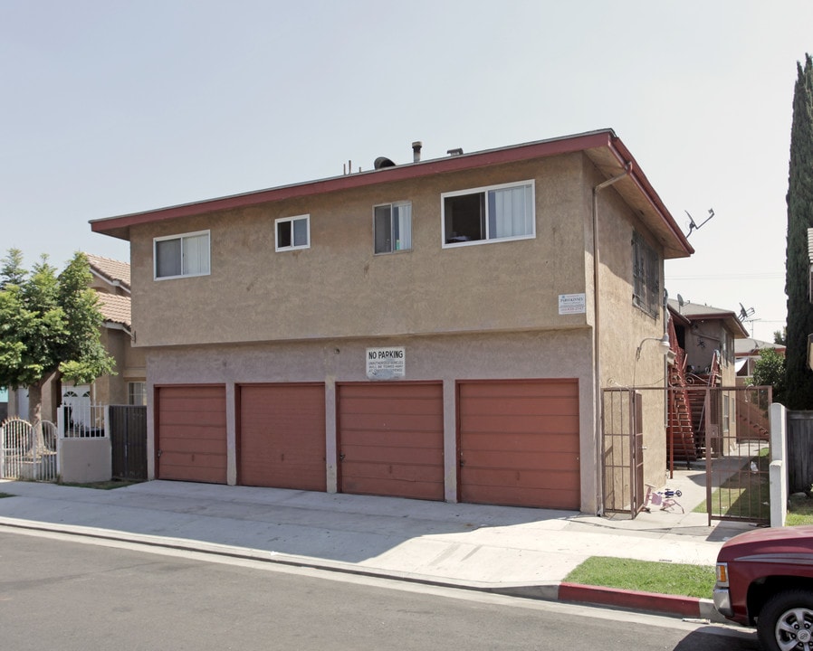 6028 Stafford Ave in Huntington Park, CA - Building Photo