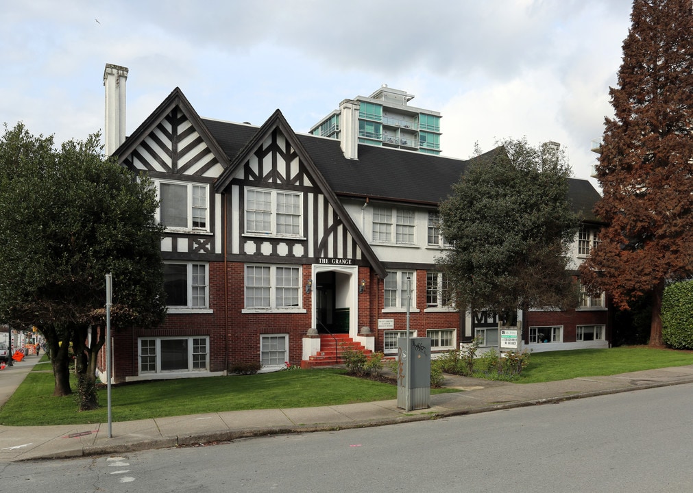 The Grange in Vancouver, BC - Building Photo