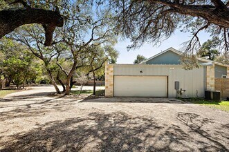 805 Gallagher Dr in Canyon Lake, TX - Building Photo - Building Photo