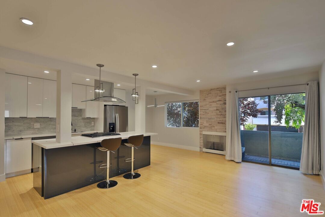 1605 Armacost Ave in Los Angeles, CA - Building Photo