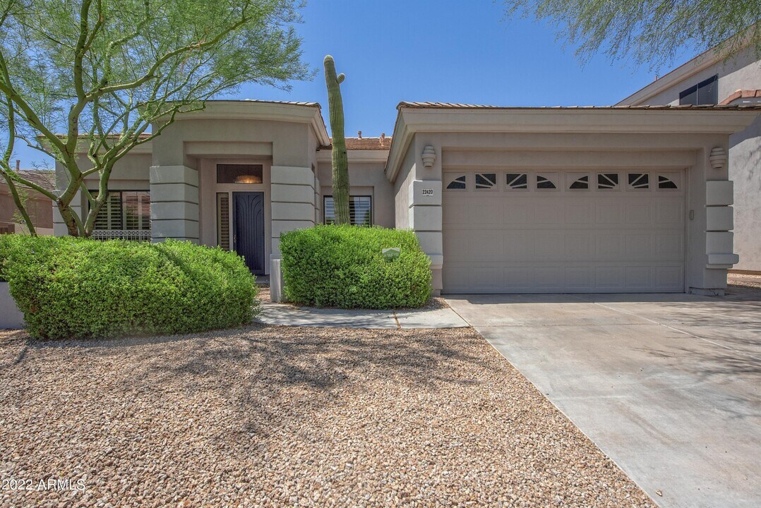 22420 N 48th St in Phoenix, AZ - Building Photo