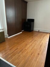 5120 Friendship Ave, Unit 2 in Pittsburgh, PA - Foto de edificio - Building Photo