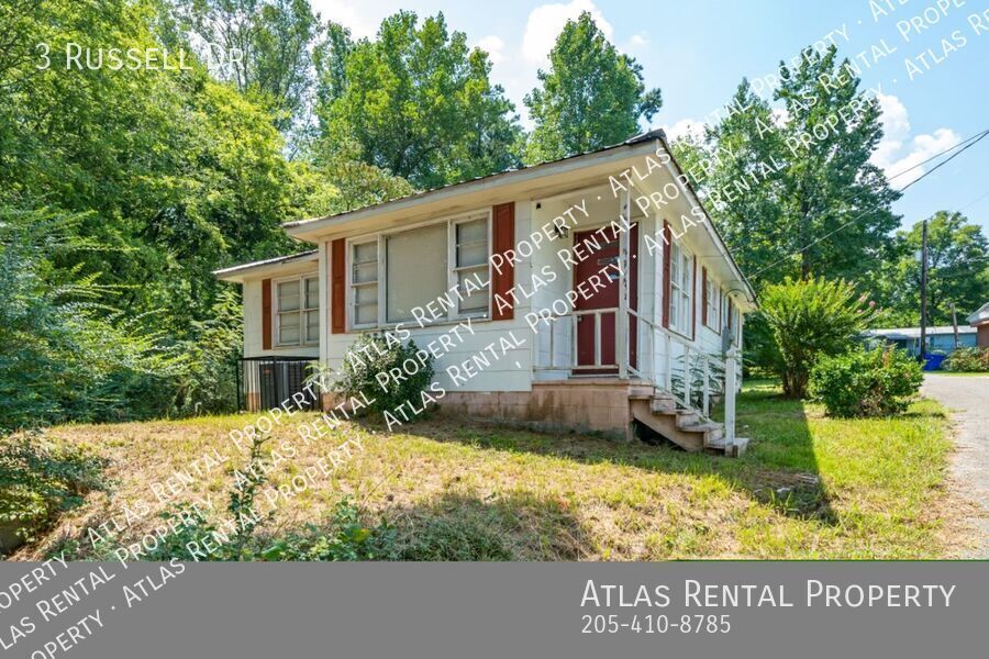 3 Russell Dr in Adamsville, AL - Building Photo