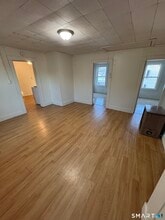 77 Tulip St in Bristol, CT - Building Photo - Building Photo