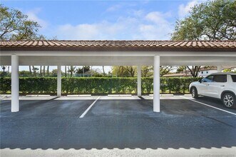 6062 SE Landing Way in Stuart, FL - Building Photo - Building Photo