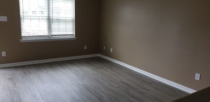 7006 Banister Loop in Jacksonville, NC - Building Photo - Building Photo