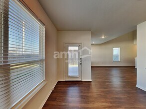 2713 Brogan Crk in Canyon Lake, TX - Building Photo - Building Photo