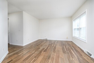 233 Fairfield Ave in Stamford, CT - Building Photo - Building Photo