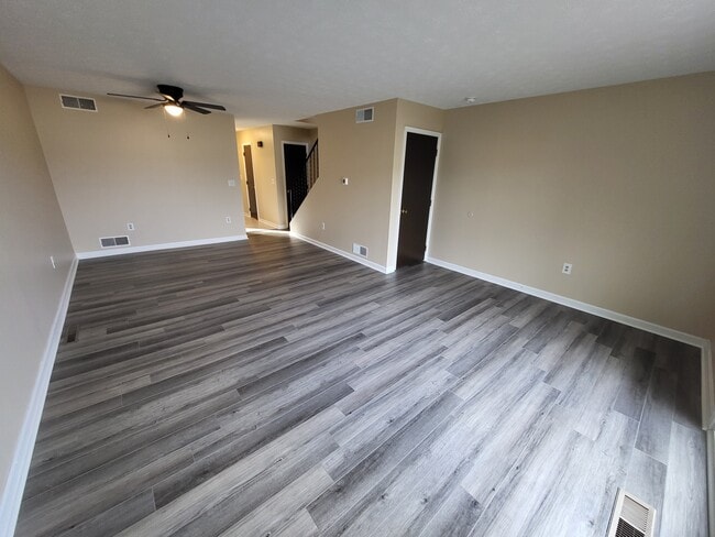 6955 New Oxford Rd in Harrisburg, PA - Building Photo - Building Photo