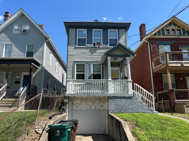 property at 1852 Hewitt Ave