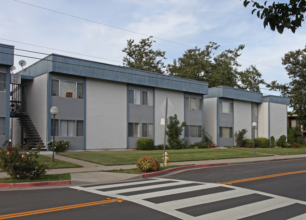 Madonna Road Apartments in San Luis Obispo, CA - Building Photo