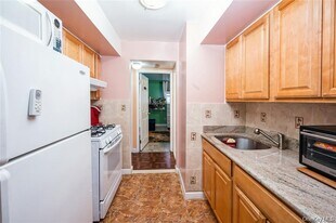 782 E 179th St in Bronx, NY - Building Photo