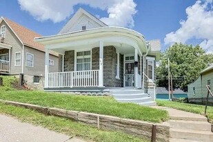 619 Hamburg Ave in St. Joseph, MO - Building Photo