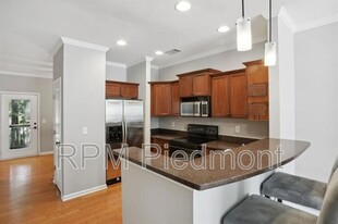 380 Grant Cir SE in Atlanta, GA - Building Photo - Building Photo