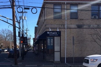 1 S Passaic Ave, Unit B in Chatham Township, NJ - Foto de edificio - Building Photo