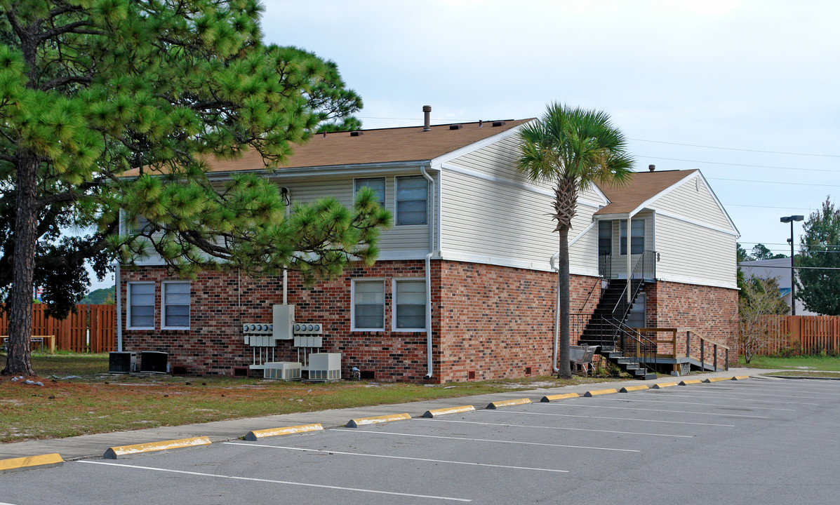 Edgewood Apartments in Panama City, FL - Foto de edificio