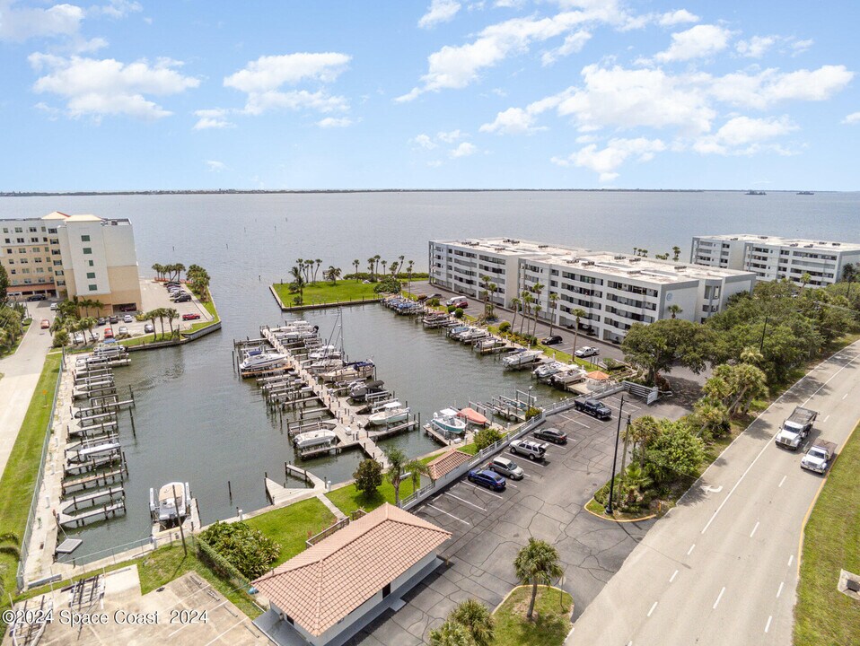 5011 Dixie Hwy NE in Palm Bay, FL - Building Photo