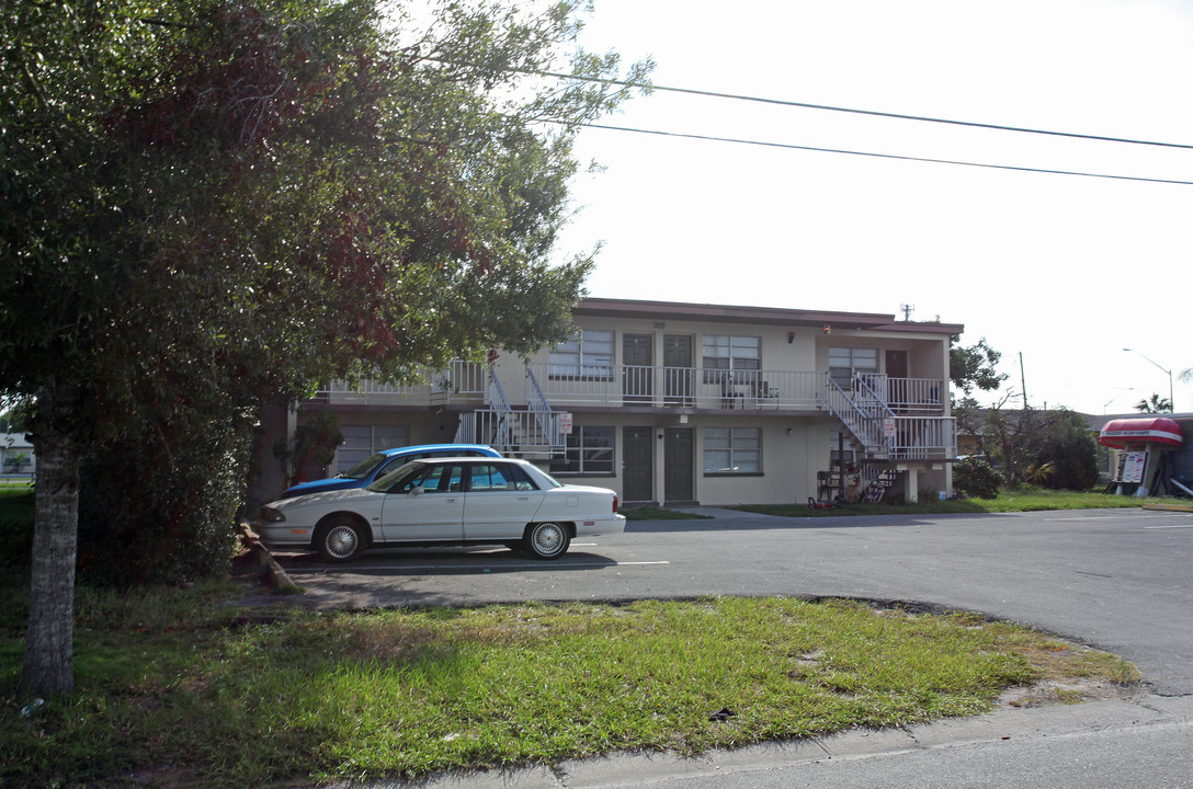 309 S Mars Ave in Clearwater, FL - Building Photo