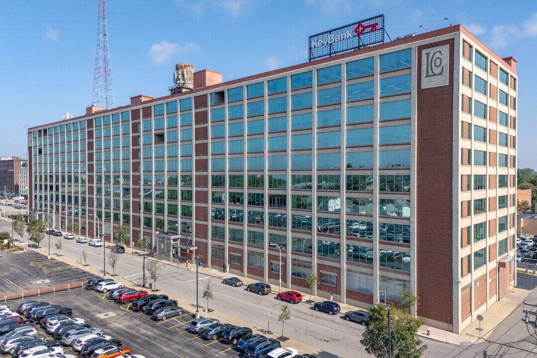 726 Exchange St in Buffalo, NY - Building Photo