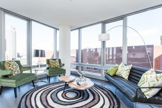 The Benjamin Seaport Residences in Boston, MA - Foto de edificio - Interior Photo