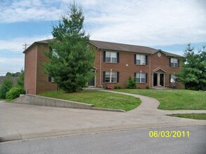 125 Mallory Ct, Unit 125-3 in Richmond, KY - Building Photo - Building Photo