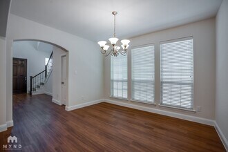 3317 Damsel Sauvage Ln in Lewisville, TX - Foto de edificio - Building Photo