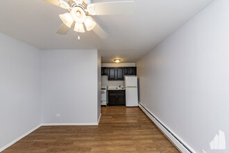 4537 N Dover St in Chicago, IL - Building Photo - Building Photo