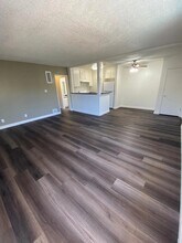 15022 Vanowen St in Van Nuys, CA - Building Photo - Building Photo