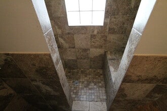 2014 Bancroft St in Omaha, NE - Building Photo - Building Photo