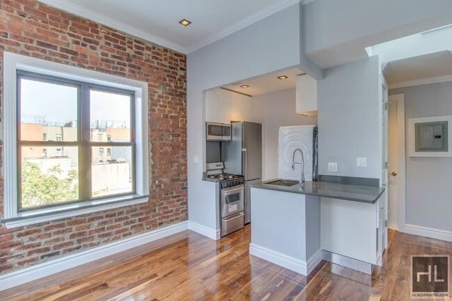 NO FEE Two Bed on Lower East Side! Won't S