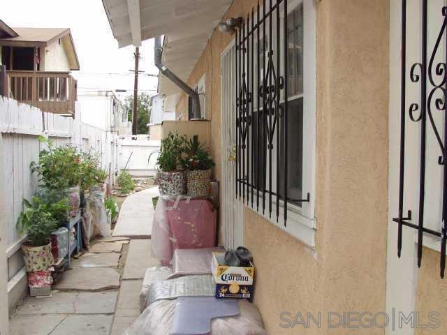 4036 Highland Ave-Unit -B in San Diego, CA - Building Photo - Building Photo