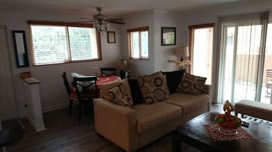 15363 Maturin Dr in San Diego, CA - Building Photo - Building Photo