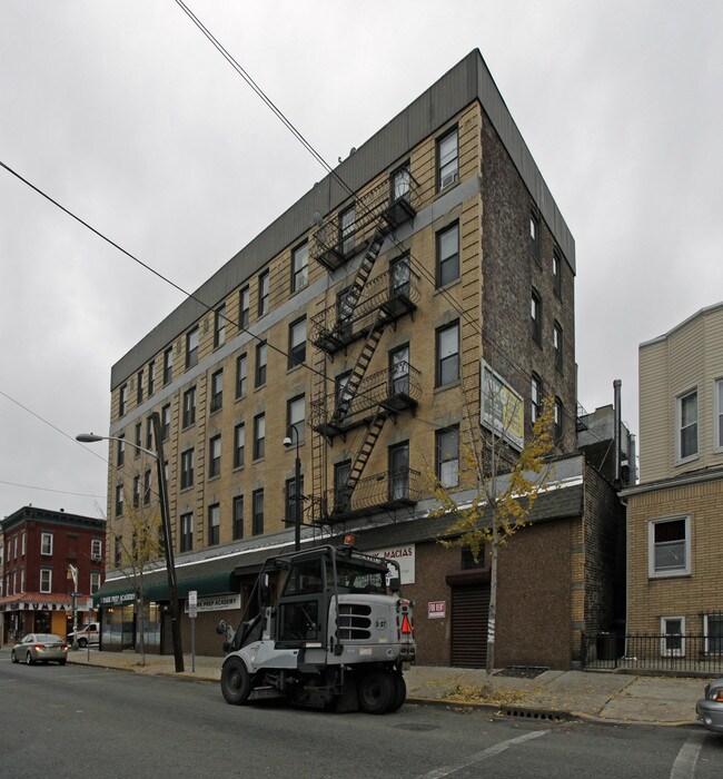 519 Central Ave