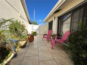 1315 Naples Lake Dr in Naples, FL - Building Photo - Building Photo