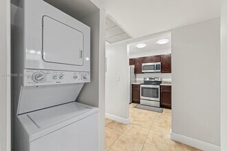 880 NE 207th Terrace in Miami, FL - Building Photo - Building Photo