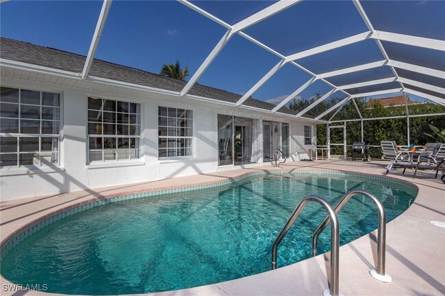 property at 2308 SE 27th St