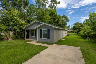 701 Prince St in Beaumont, TX - Building Photo - Building Photo