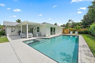 1604 Seabrook Rd in Jupiter, FL - Building Photo - Building Photo