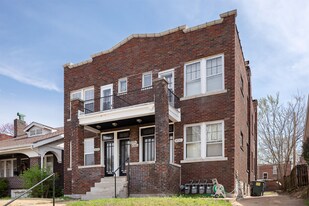 1030 Childress Ave in St. Louis, MO - Building Photo