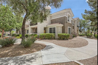2325 Windmill Pky, Unit 614 in Henderson, NV - Foto de edificio - Building Photo