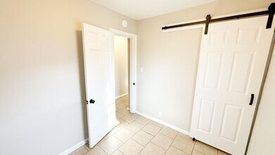 3619 Tiffany Dr in Indianapolis, IN - Building Photo - Building Photo