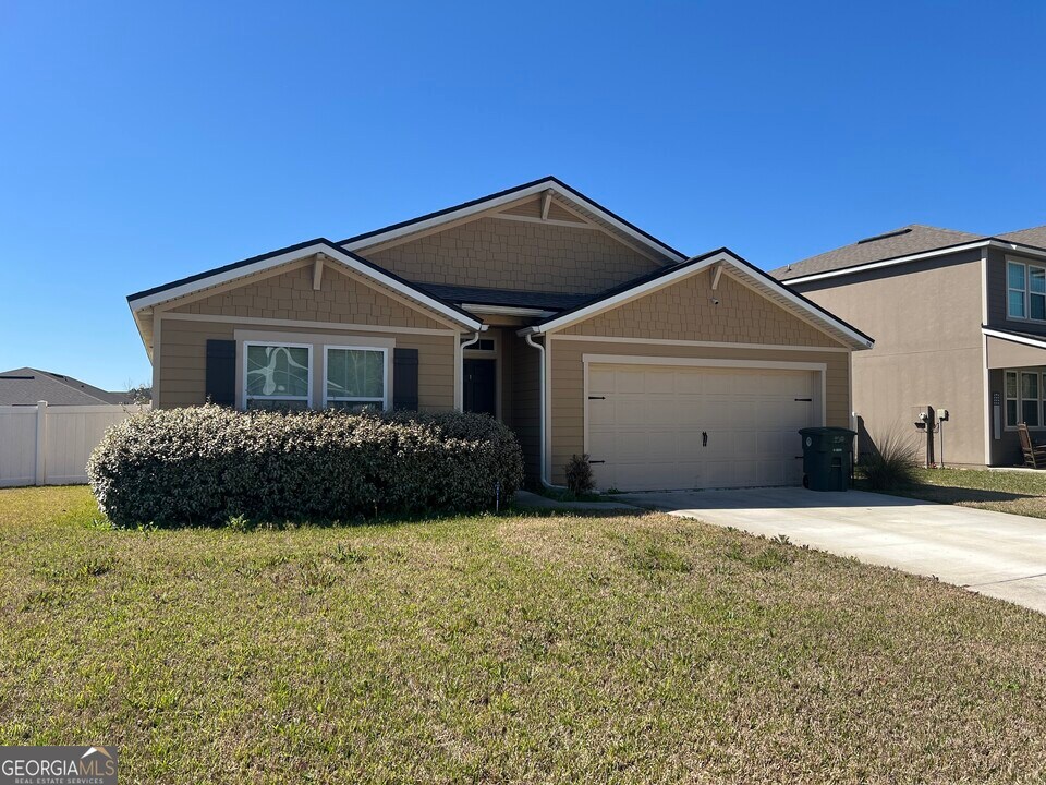 150 Holston Cir in Kingsland, GA - Building Photo