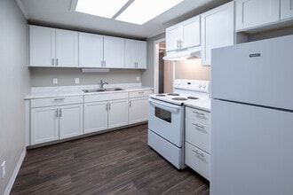Heron Pointe in Jacksonville, FL - Foto de edificio - Interior Photo