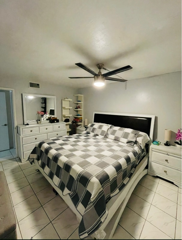 property at 8883 Fontainebleau Blvd